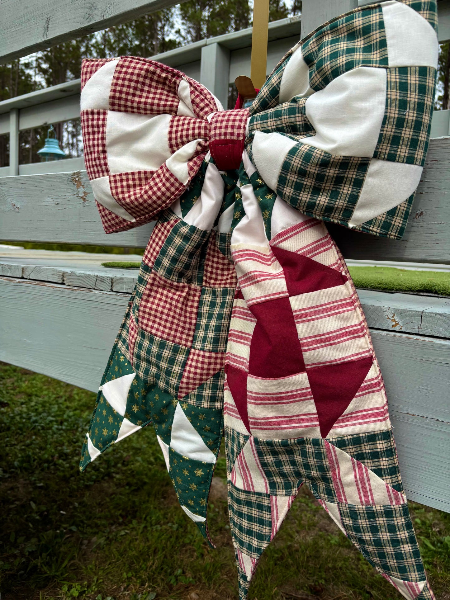 Quilt block Christmas REVERSIBLE Bow Door Hanger/ Tree Topper