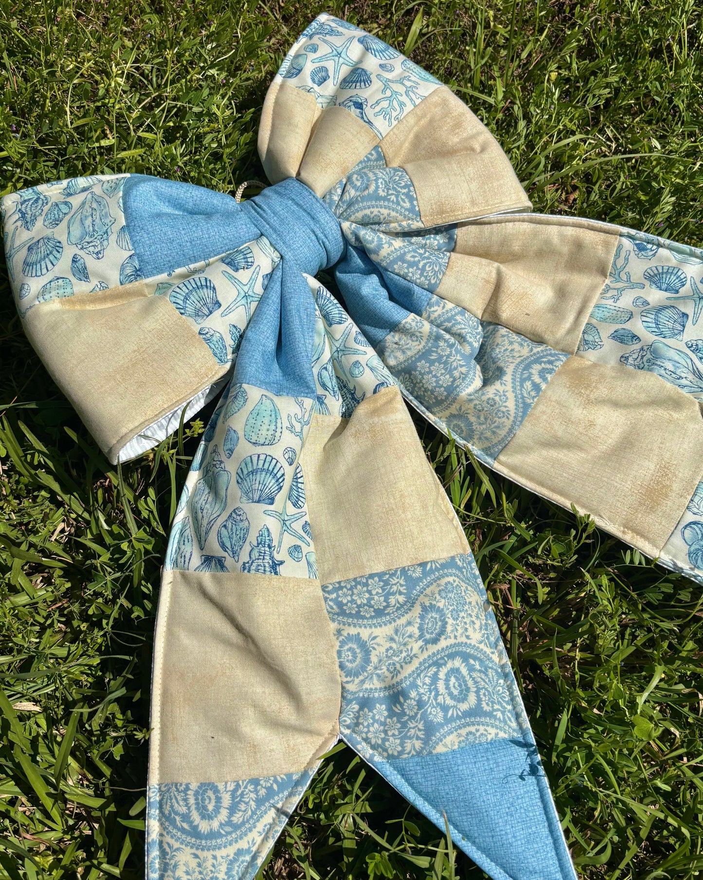 Coastal Mini Bow Door Hanger