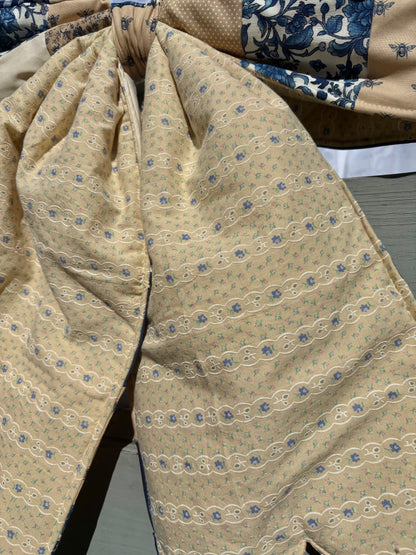 Blueberry Pie Hand Pieced REVERSIBLE Bow Door Hanger