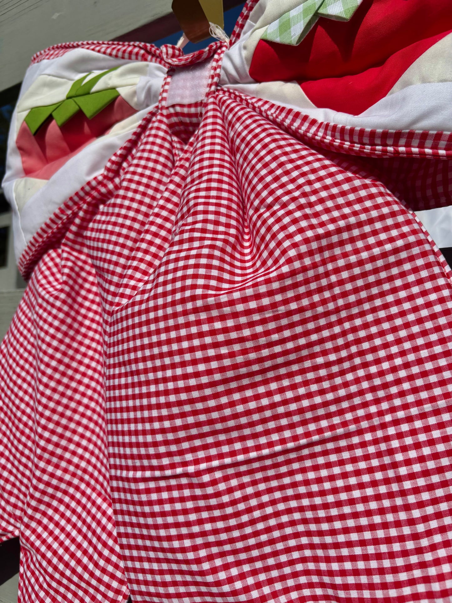 Strawberry Hand Pieced REVERSIBLE Bow Door Hanger