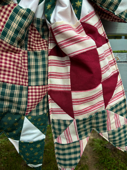 Quilt block Christmas REVERSIBLE Bow Door Hanger/ Tree Topper