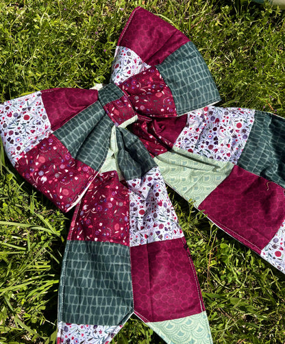 Dark Garden Floral Mini Bow