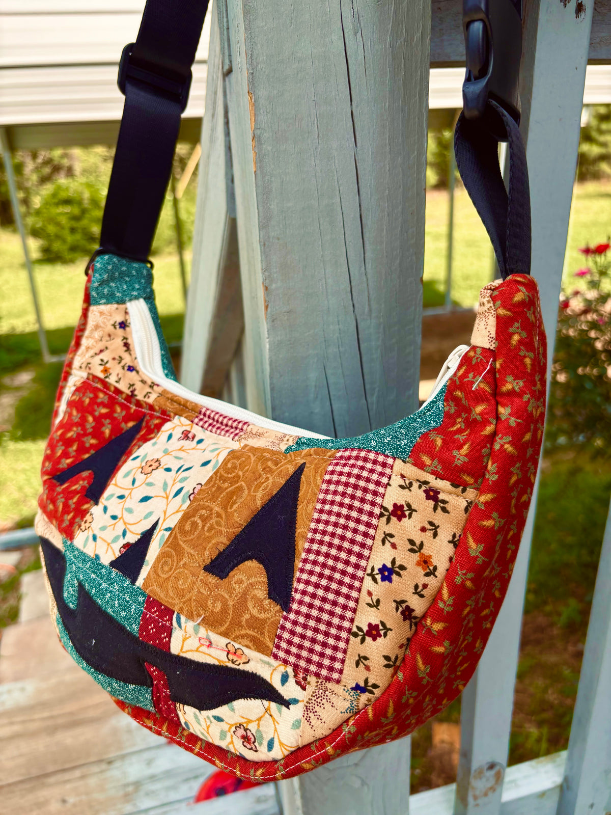 Halloween  Patchwork Jack-o-Lantern Pumpkin Crescent Bag (handmade)