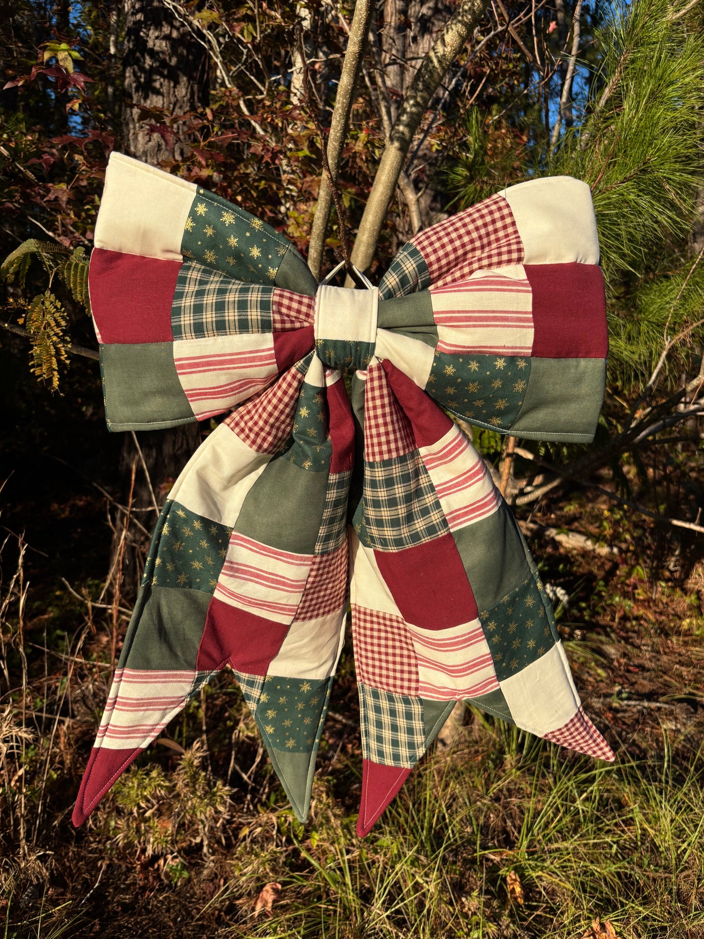 Christmas (Gold Snowflakes REVERSIBLE Bow Door Hanger/ Tree Topper