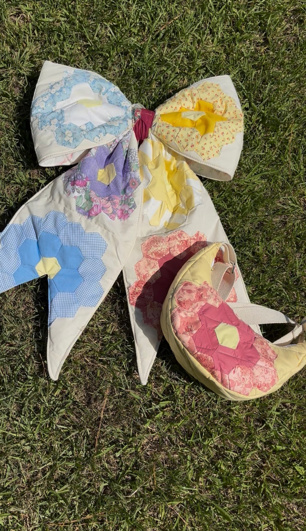 Flower Block Vintage Quilt Door Bow Hanger