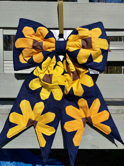 Sunflower Hand Pieced REVERSIBLE Bow Door Hanger