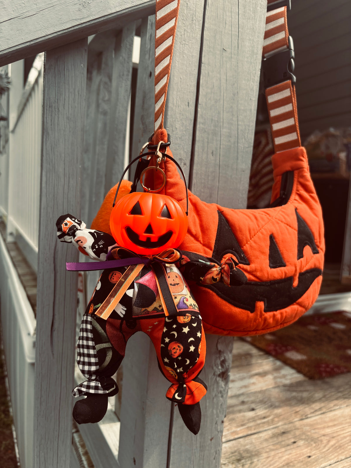 Handmade Halloween PATCHWORK Pumpkin Sitter Bag Charm/ Keychain (nostalgia / vintage)