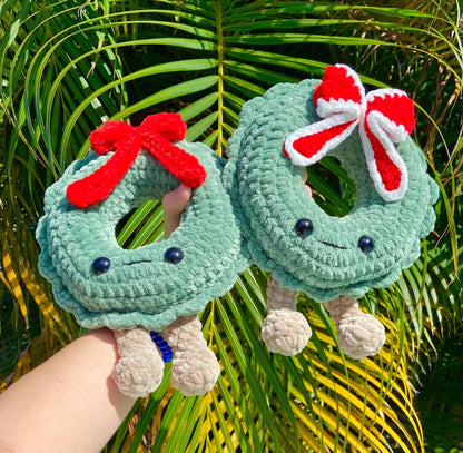 Crochet Amigurumi Wren The Wreath Pattern/ Christmas Wreath PATTERN ONLY/ NOT physical item/ Holidays Christmas